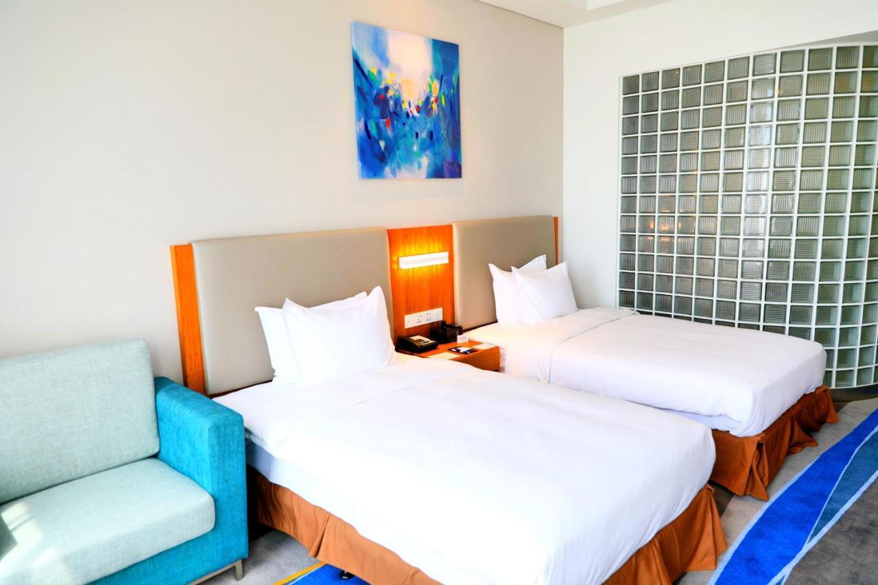 Holiday Inn Express Luoyang Xiyuan Extérieur photo