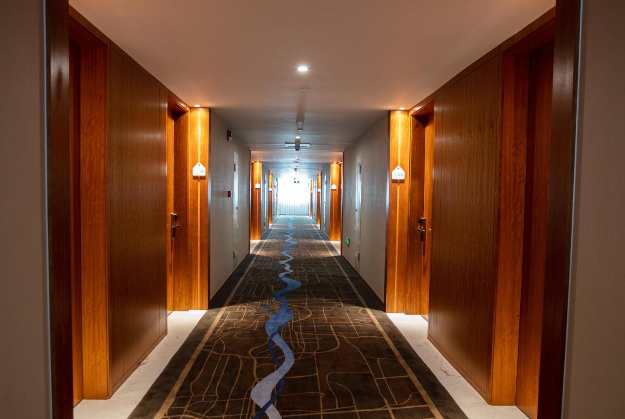 Holiday Inn Express Luoyang Xiyuan Extérieur photo